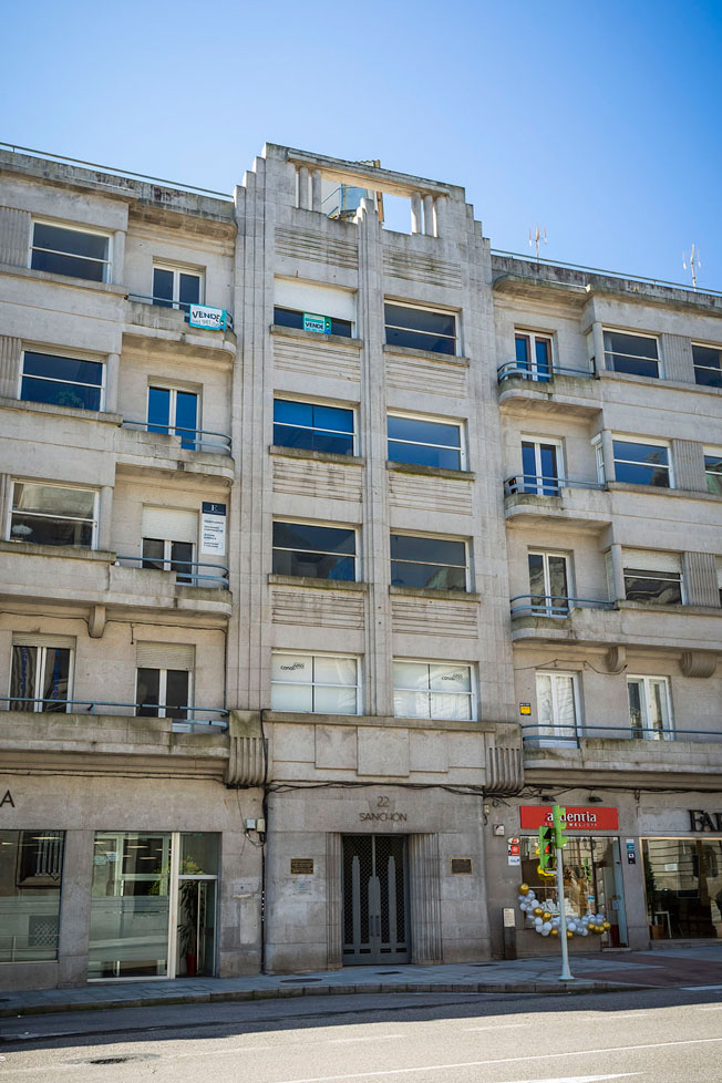 Fachada do edificio Sanchón, Vigo